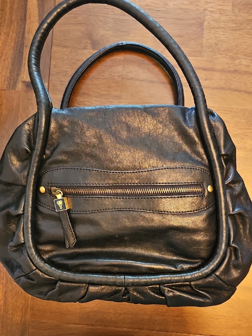 Isabella Fiore Tries Heavy Metal Valentina Satchel - Women Bag - Picture 4 of 11
